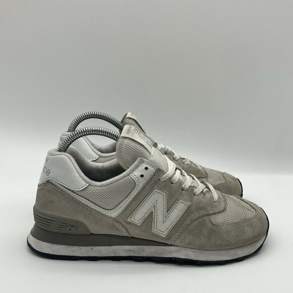 Womens Size 8 New Balance 574 Core Pack Nimbus Cloud White Beige Shoes WL574EVW - Picture 1 of 9